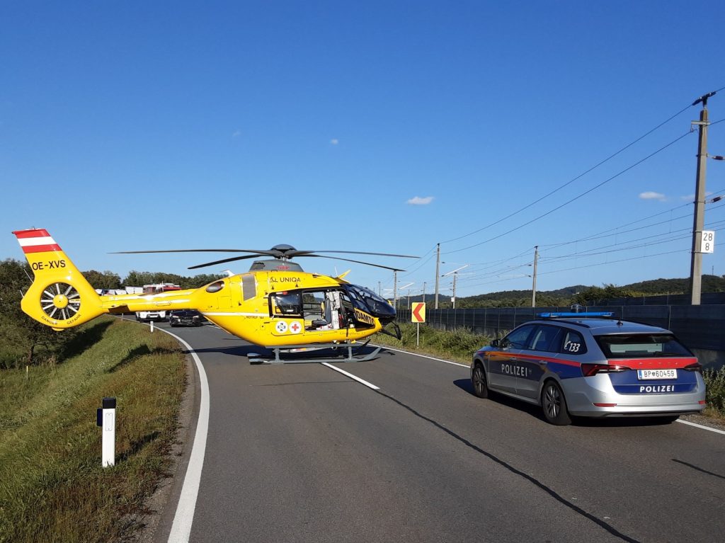 Hubschraubereinsatz nach schwerem Verkehrsunfall